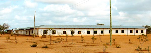 Schule Ostseite