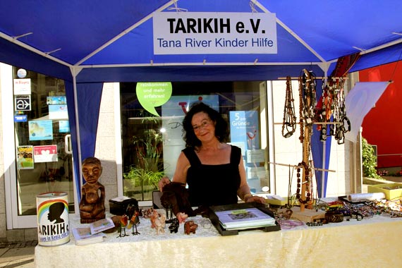 Renata Timmers am Infostand