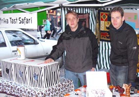DAniel und Marius am Infostand
